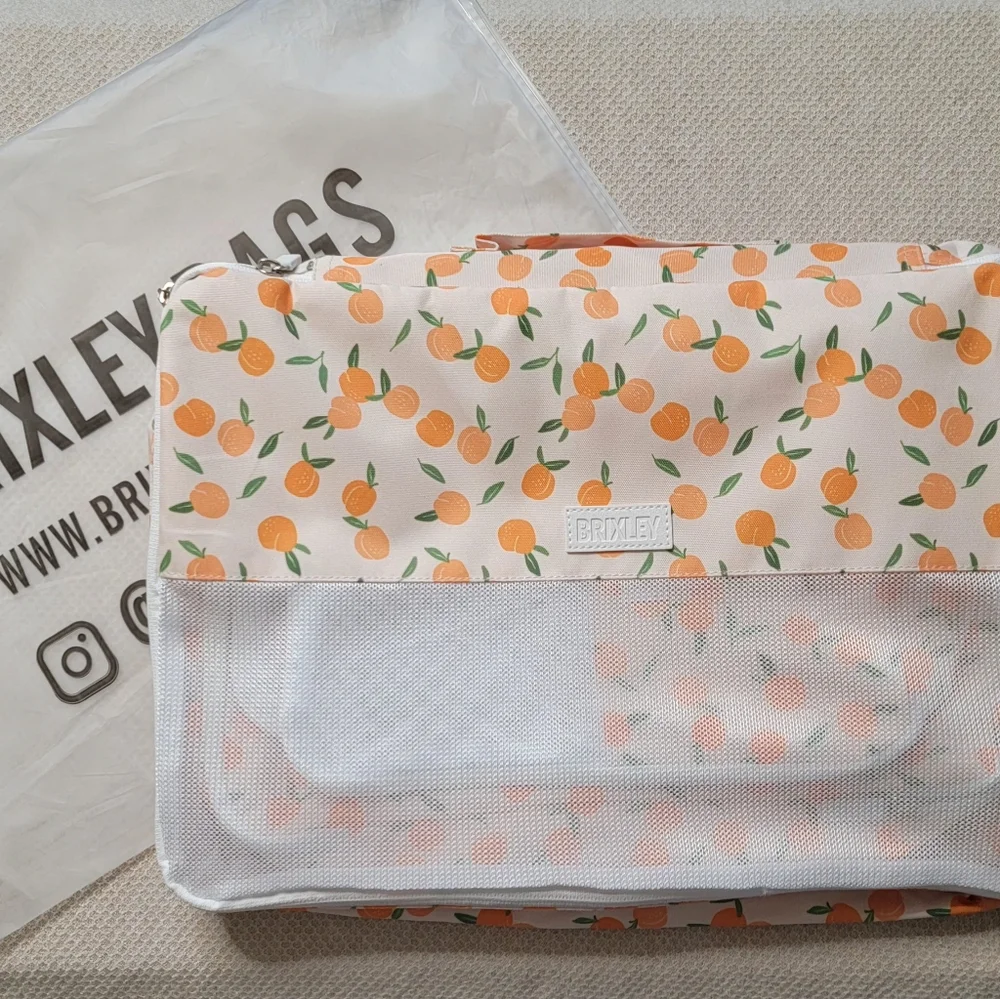Brixley Orange and White Peach Travel Packing Cubes Set - Picture 2 of 3